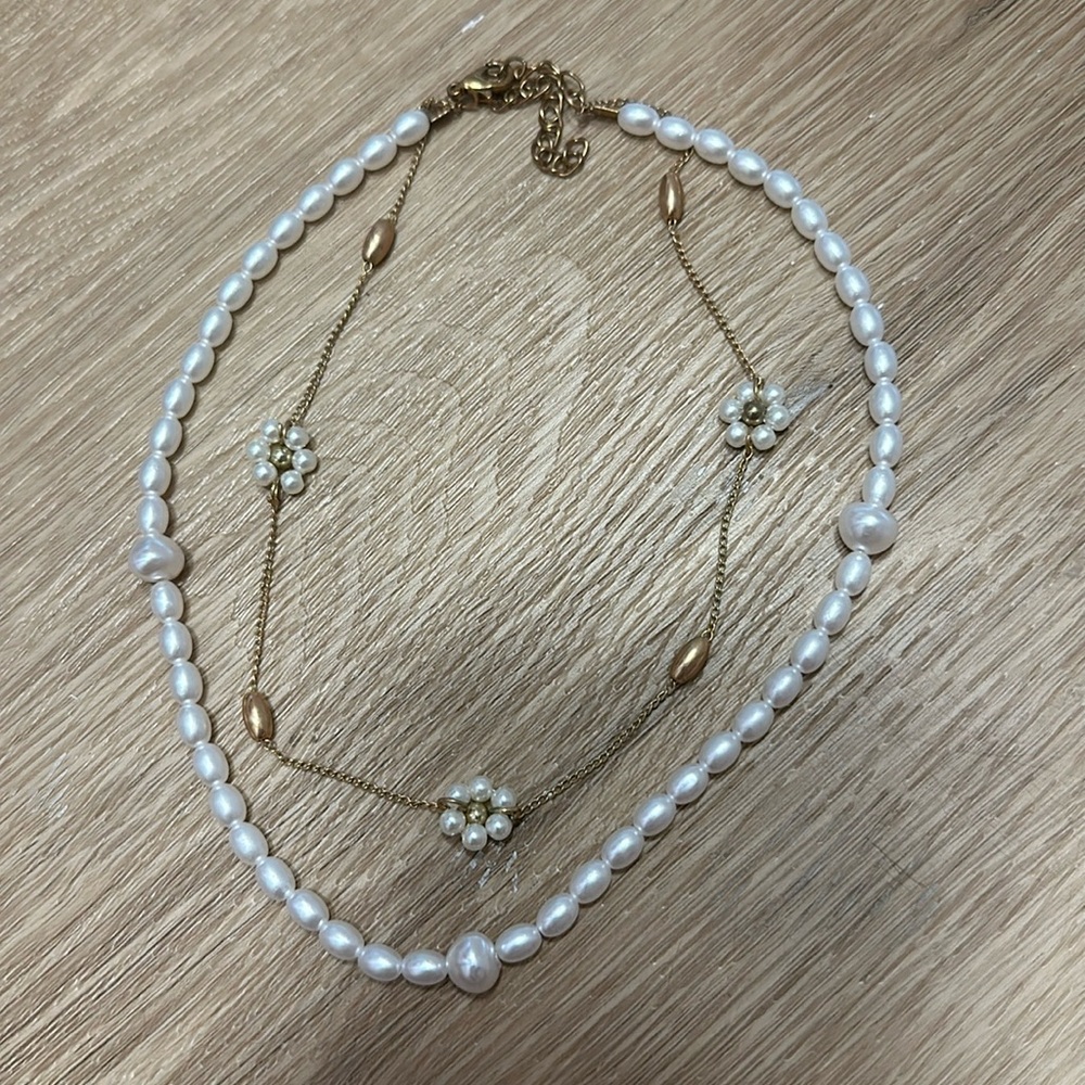 Double chocker necklace